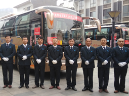 热烈祝贺郴州“两会”胜利召开丨郴汽集团高标准服务会议用车